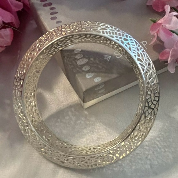 Silpada Sterling Silver STILETTO Openwork Cut-Out Bangle Bracelet B2830 - Picture 4 of 15